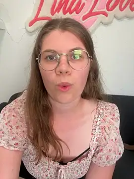 Lina-Love online show from July 2, 2026, 6:03 pm