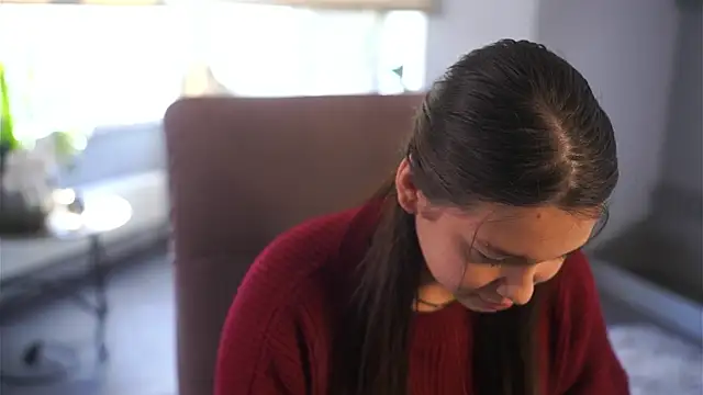 LovettaTinger online show from April 29, 2026, 4:05 am