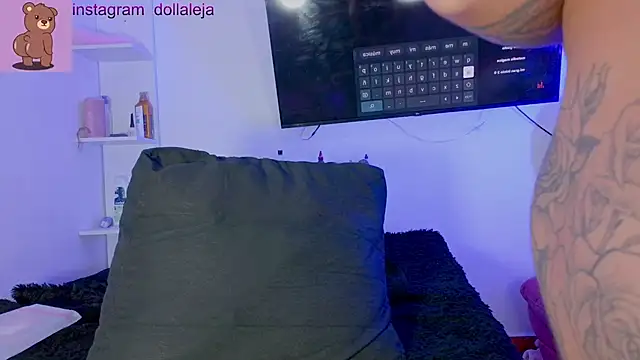 alejadolli online show from June 11, 2026, 4:59 pm