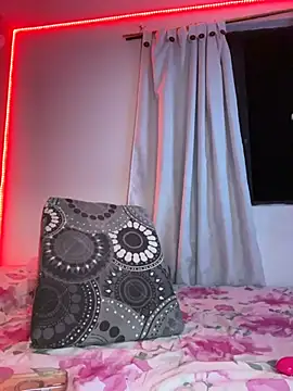 Dulce ass4 online show from July 9, 2026, 5:19 am