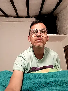 Snapshot of jairo43 chatting on April 30, 2026, 11:06 am jairo43 online show from April 30, 2026, 11:06 am