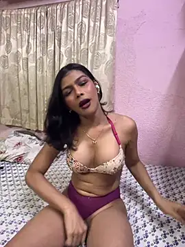 Mayra xx online show from May 9, 2026, 7:06 pm