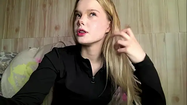 Malinwitch online show from May 27, 2026, 3:19 pm