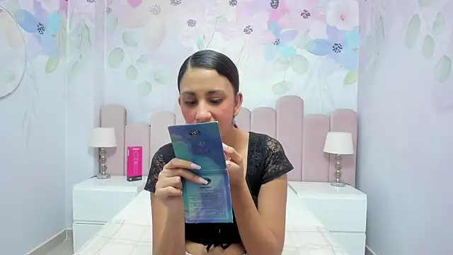 Miabloom19  online show from July 24, 2026, 11:45 pm