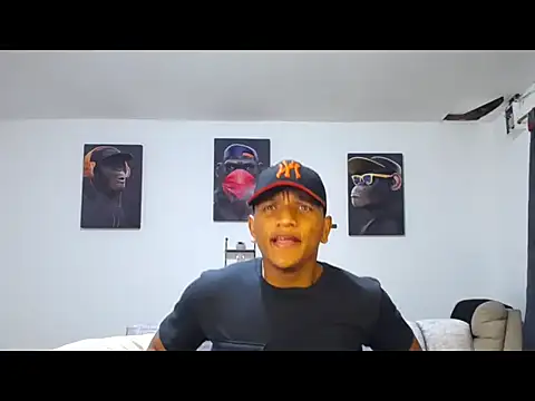 Snapshot of Ian_Arcia chatting on May 25, 2026, 11:47 pm Ian Arcia online show from May 25, 2026, 11:47 pm
