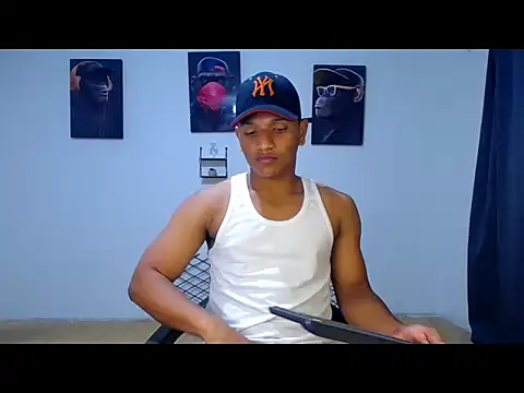 Snapshot of Ian_Arcia chatting on May 23, 2026, 12:31 am Ian Arcia online show from May 23, 2026, 12:31 am