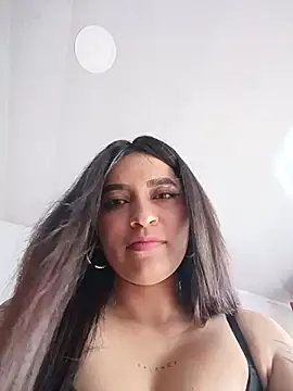 Snapshot of Sky__19 chatting on June 14, 2026, 7:59 pm Sky 19 online show from June 14, 2026, 7:59 pm