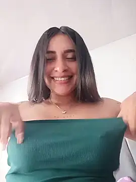 Snapshot of Sky__19 chatting on June 10, 2026, 7:37 pm Sky 19 online show from June 10, 2026, 7:37 pm