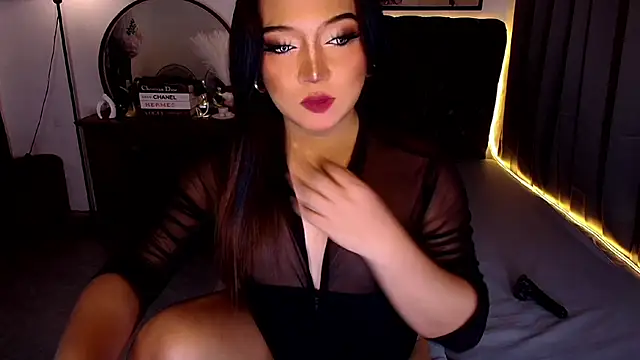 Sensual Ekang online show from May 13, 2026, 6:15 pm