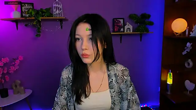 isabella misis online show from May 20, 2026, 11:07 am