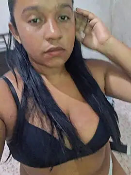 XLoveDuo online show from May 5, 2026, 6:55 pm