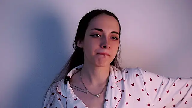 NoirTessa online show from May 8, 2026, 7:12 am