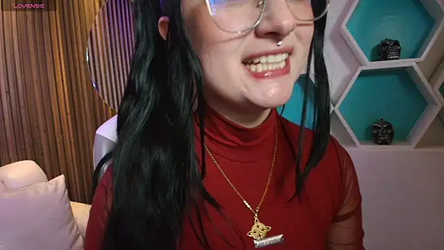 AnnyBonne9 online show from June 5, 2026, 12:11 pm