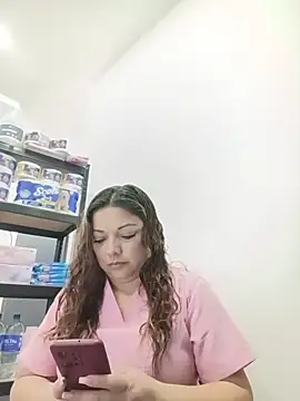 SAMANTHA--02 online show from May 26, 2026, 12:47 pm