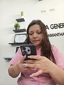 Snapshot of SAMANTHA--02 chatting on July 6, 2026, 1:40 pm SAMANTHA--02 online show from July 6, 2026, 1:40 pm