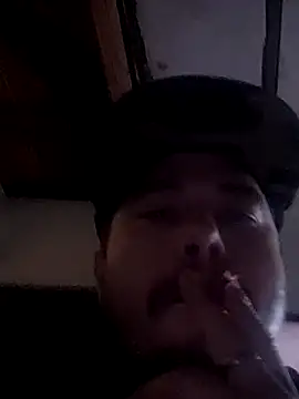 Snapshot of Gurthbaby420 chatting on May 2, 2026, 2:28 am Gurthbaby420 online show from May 2, 2026, 2:28 am