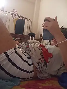 QueenofHair online show from June 12, 2026, 5:27 am