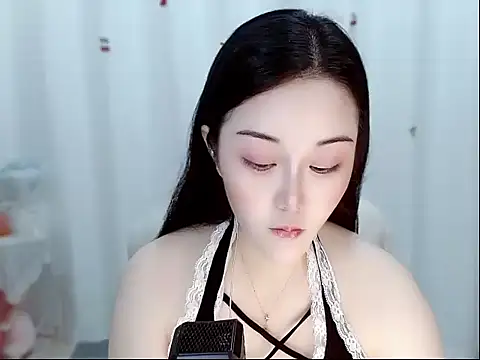 Amy-cnbaby online show from May 14, 2026, 1:24 am