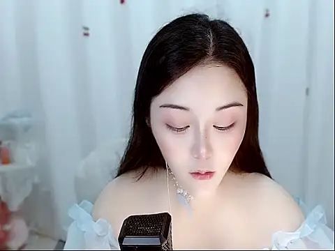 Amy-cnbaby online show from May 16, 2026, 1:59 am