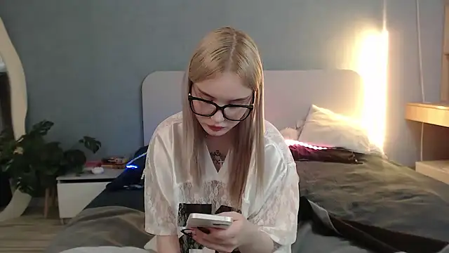 Angel Share online show from May 27, 2026, 1:57 am