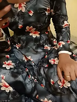 Seema yadav01 online show from June 30, 2026, 5:07 am