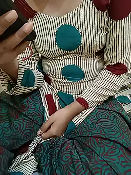 Seema yadav01 online show from August 4, 2026, 5:12 am