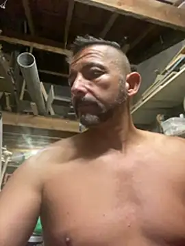 daddy3945 online show from June 7, 2026, 8:19 am