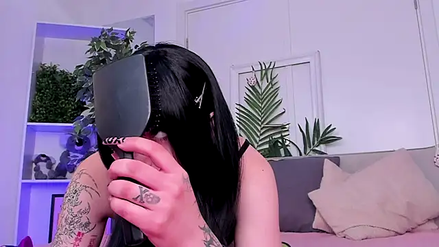 Ashley Alt online show from July 8, 2026, 10:27 am