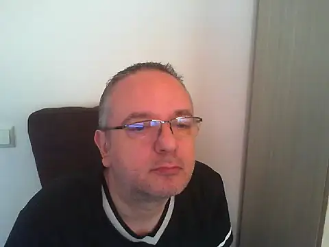 GeorgeCarlo online show from May 1, 2026, 9:03 am