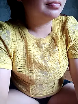 Lily Henry online show from June 17, 2026, 5:07 am