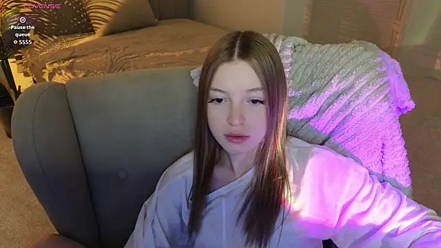 Eva Th0mpson online show from July 22, 2026, 1:07 am
