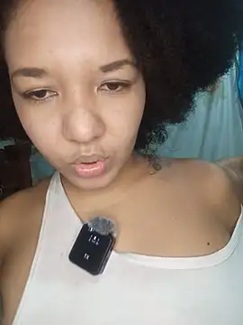 Amber Onys online show from May 12, 2026, 3:14 am