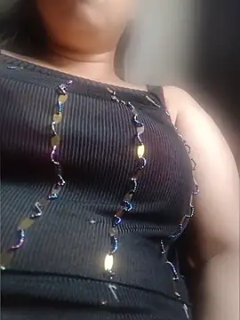 belove hot43 online show from May 3, 2026, 11:08 pm