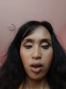 Snapshot of mayteexotic chatting on July 31, 2026, 4:37 pm mayteexotic online show from July 31, 2026, 4:37 pm