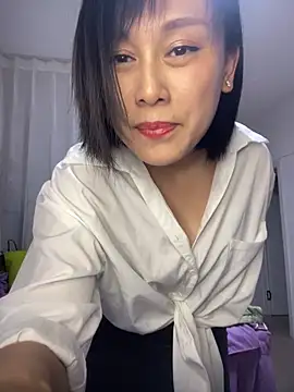 Yu-Meimei online show from May 3, 2026, 2:38 am