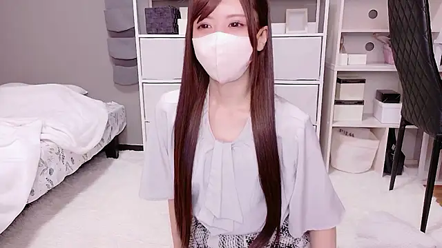 hina mochi online show from May 9, 2026, 3:37 pm