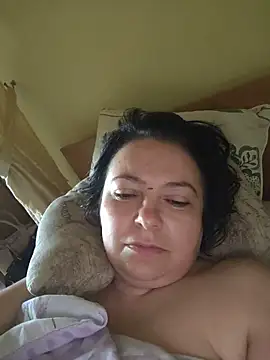 EmmaEmmy40 online show from June 20, 2026, 3:55 am