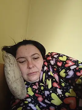EmmaEmmy40 online show from May 30, 2026, 7:04 am