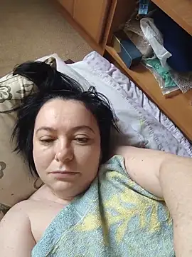 EmmaEmmy40 online show from June 30, 2026, 4:34 am