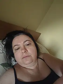 EmmaEmmy40 online show from July 13, 2026, 4:45 am
