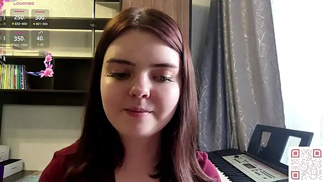Snapshot of RebelDesiree chatting on May 21, 2026, 9:06 am RebelDesiree online show from May 21, 2026, 9:06 am