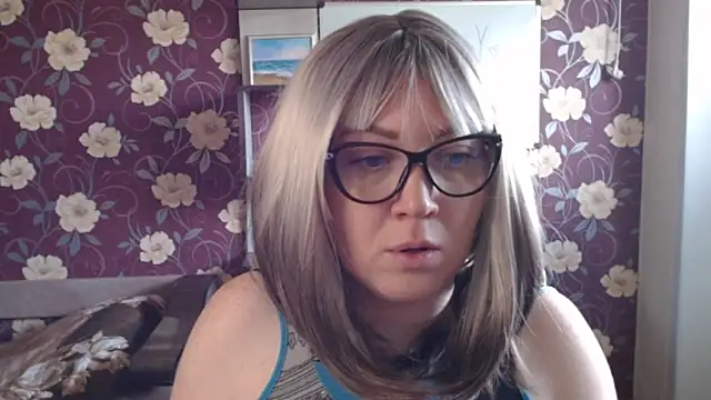 Kate R online show from May 30, 2026, 8:31 am
