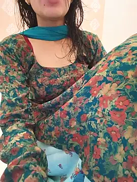 zoya baby  online show from July 28, 2026, 4:31 am