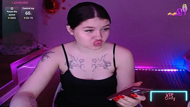 Blackangels online show from May 15, 2026, 11:47 pm