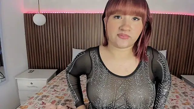 Dafne Evaans online show from May 14, 2026, 11:51 am