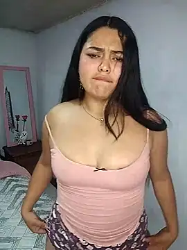 melisacc online show from May 12, 2026, 3:25 am