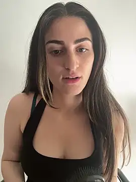 OliviaBaby- online show from May 8, 2026, 9:46 am