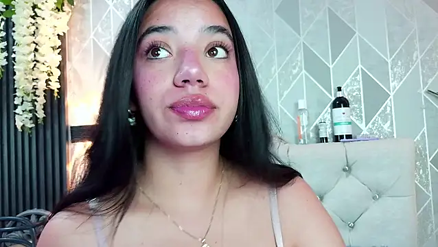 Zaira bonny online show from June 17, 2026, 3:00 pm