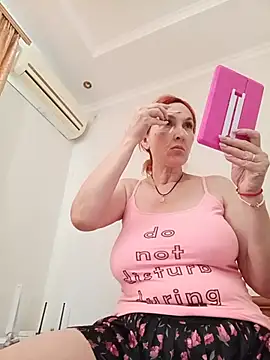 Snapshot of Bel_Nell chatting on July 29, 2026, 8:24 am Bel Nell online show from July 29, 2026, 8:24 am