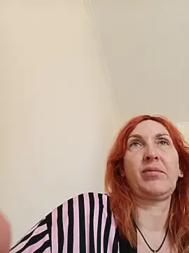 Snapshot of Bel_Nell chatting on June 2, 2026, 6:24 am Bel Nell online show from June 2, 2026, 6:24 am